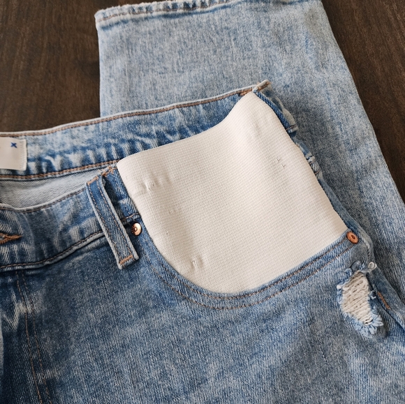 Paige Noella Maternity Jeans - Picture 5 of 7